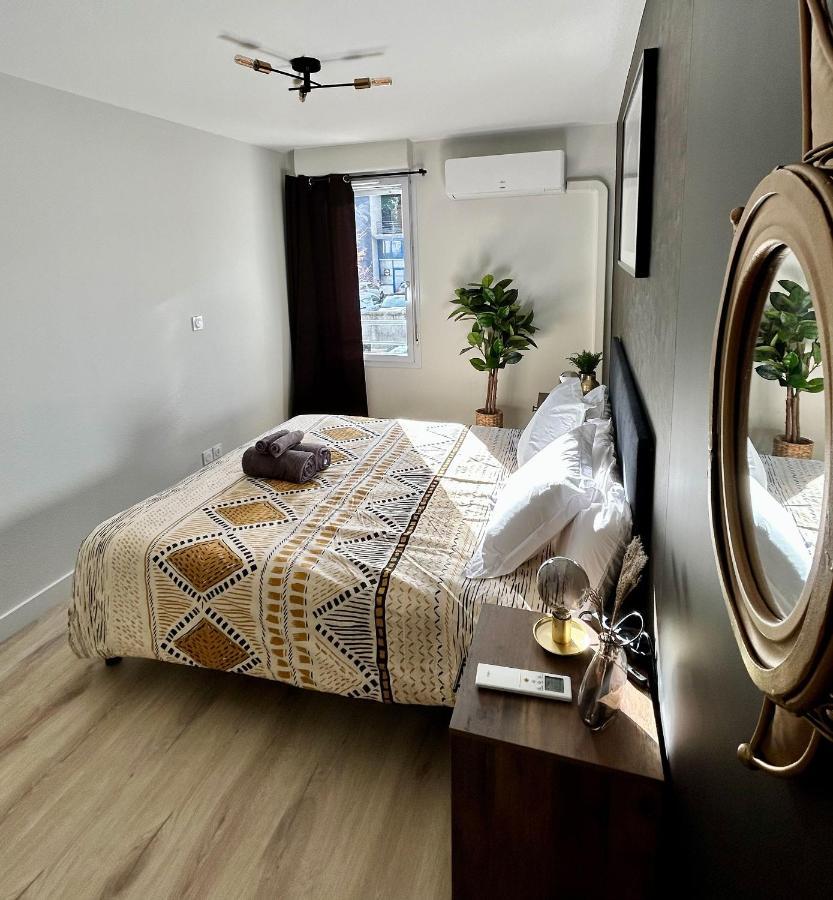 Modern 1 Bdr + Balcony + Free Parking + Ac + Pool Lägenhet L'Isle-d'Abeau Exteriör bild